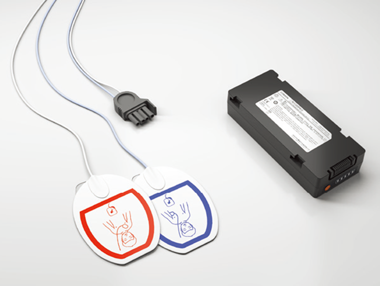 ​電池、電極片